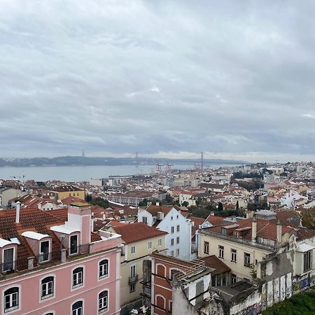 Pensao Londres Hotel Lisbon Exterior photo