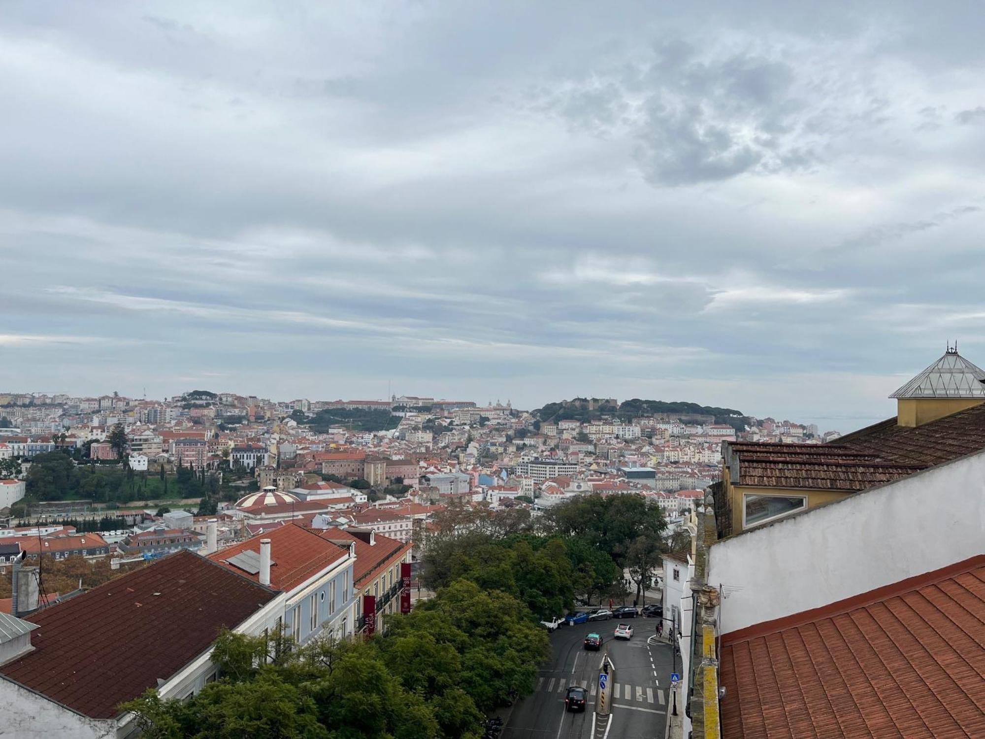 Pensao Londres Hotel Lisbon Exterior photo